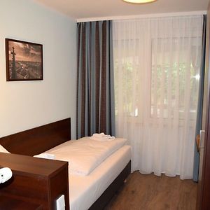 Standard Room with 1 Single Bed